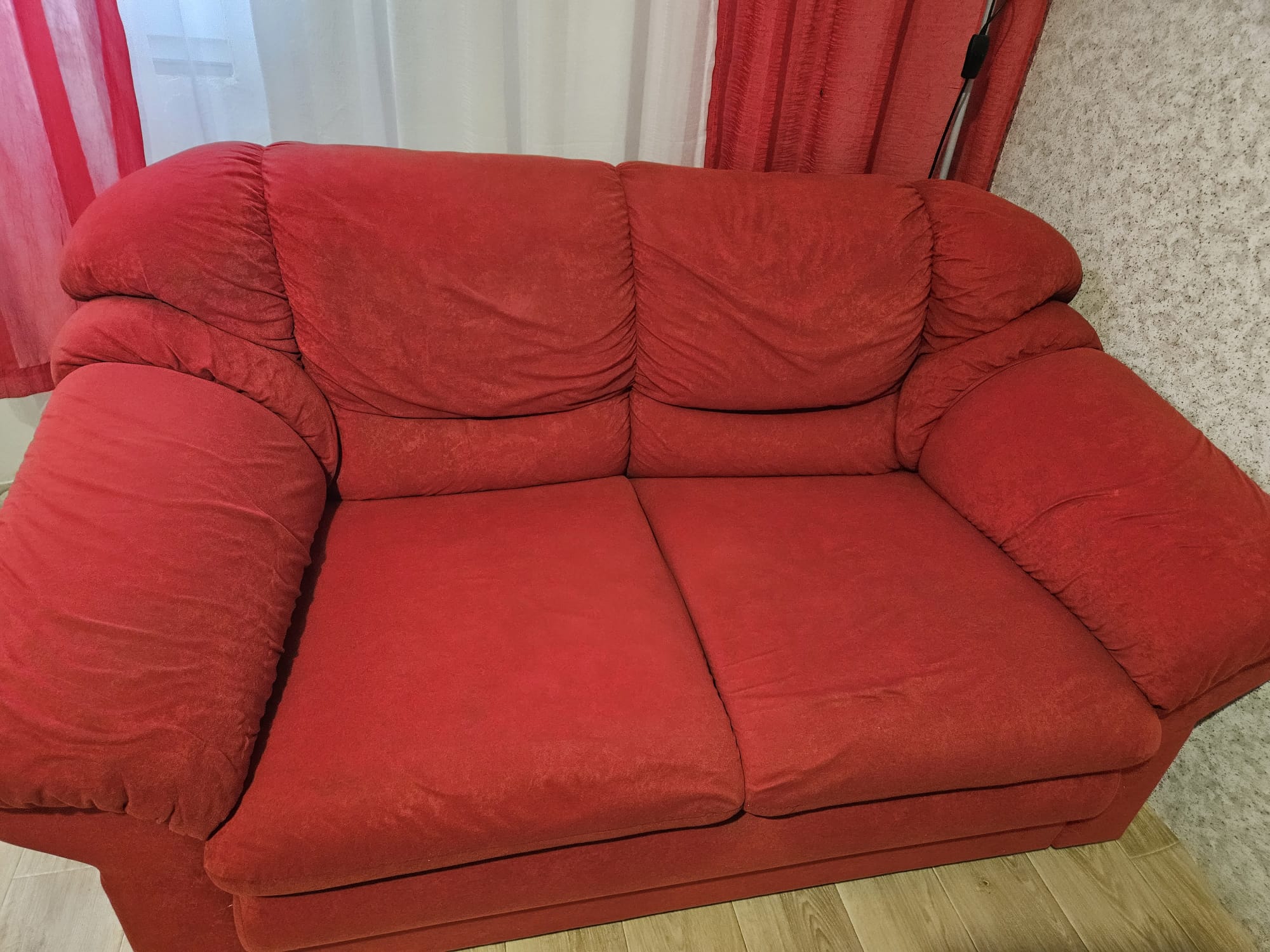 Kutna garnitura nakon kemijskog čišćenja - SantClean